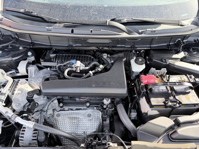 Certified 2017 Nissan Rogue SV w/ SV Premium Package image 28