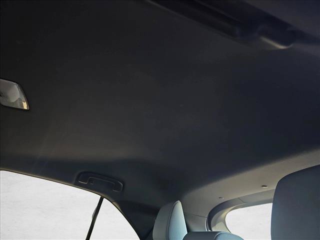 Used 2021 Toyota Corolla SE w/ SE Preferred Package FWD image 21