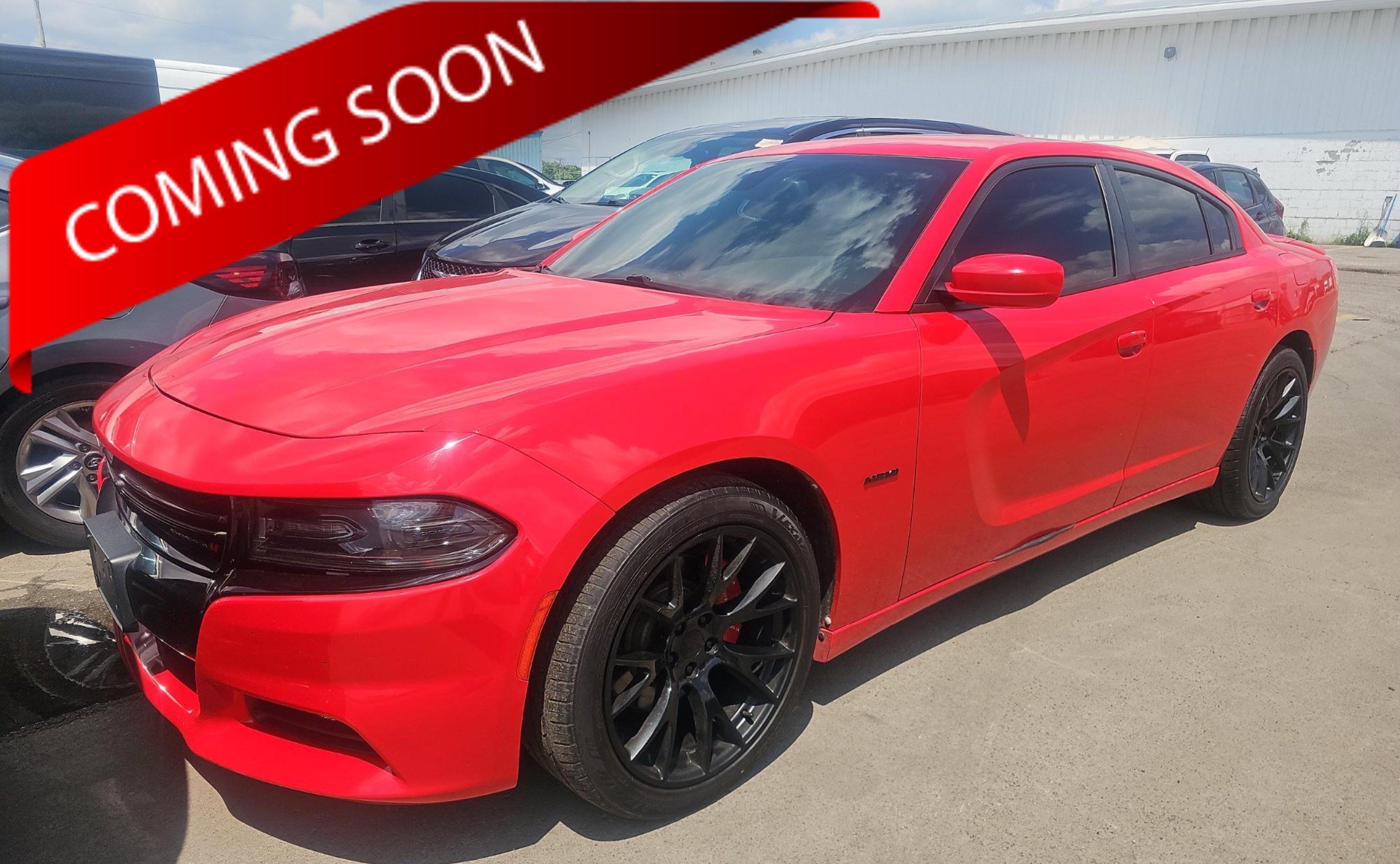 Used 2016 Dodge Charger R/T RWD image 1