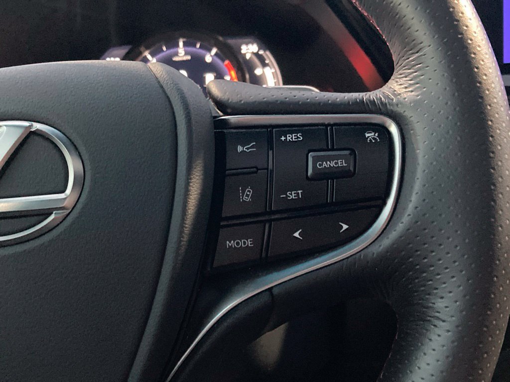 Used 2024 Lexus ES 350 F Sport w/ Accessory Package (Z2) FWD image 17