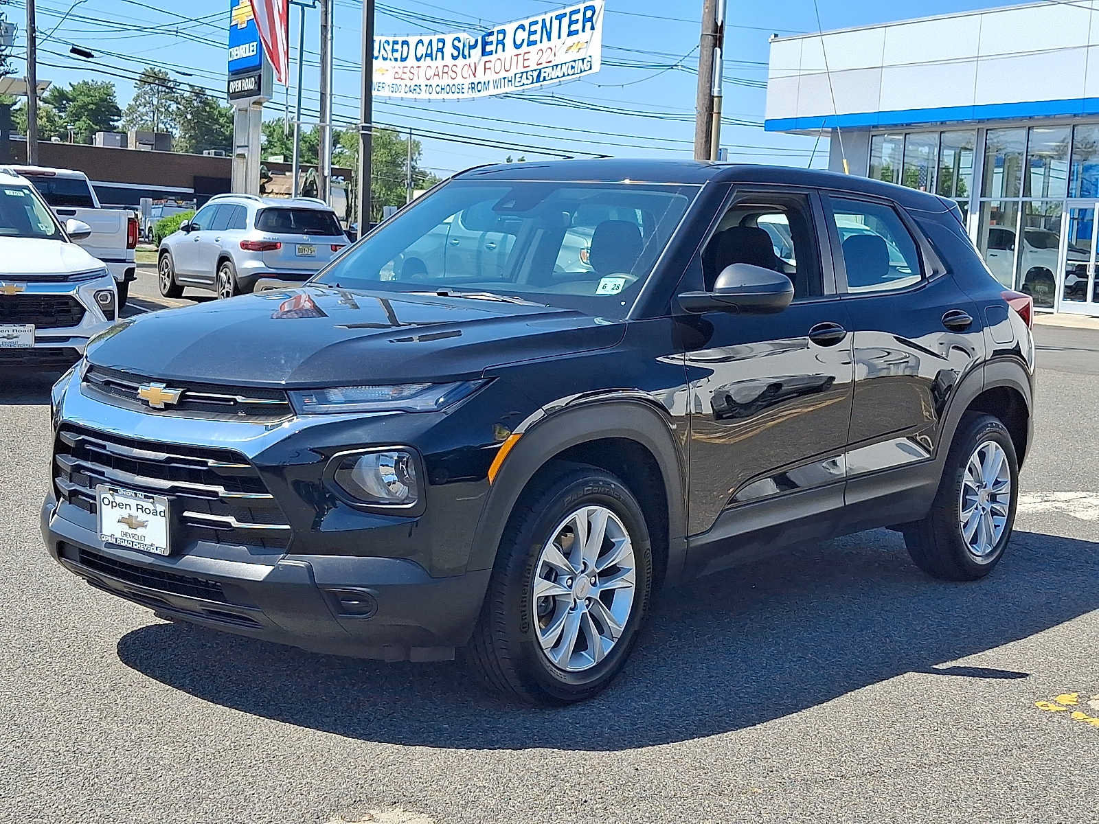 Used 2023 Chevrolet TrailBlazer LS AWD/4WD image 3