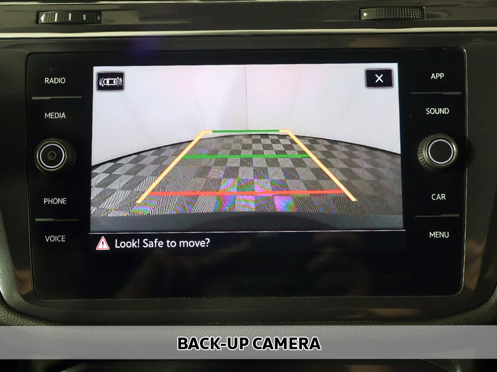 Used 2023 Volkswagen Tiguan SE AWD/4WD image 5