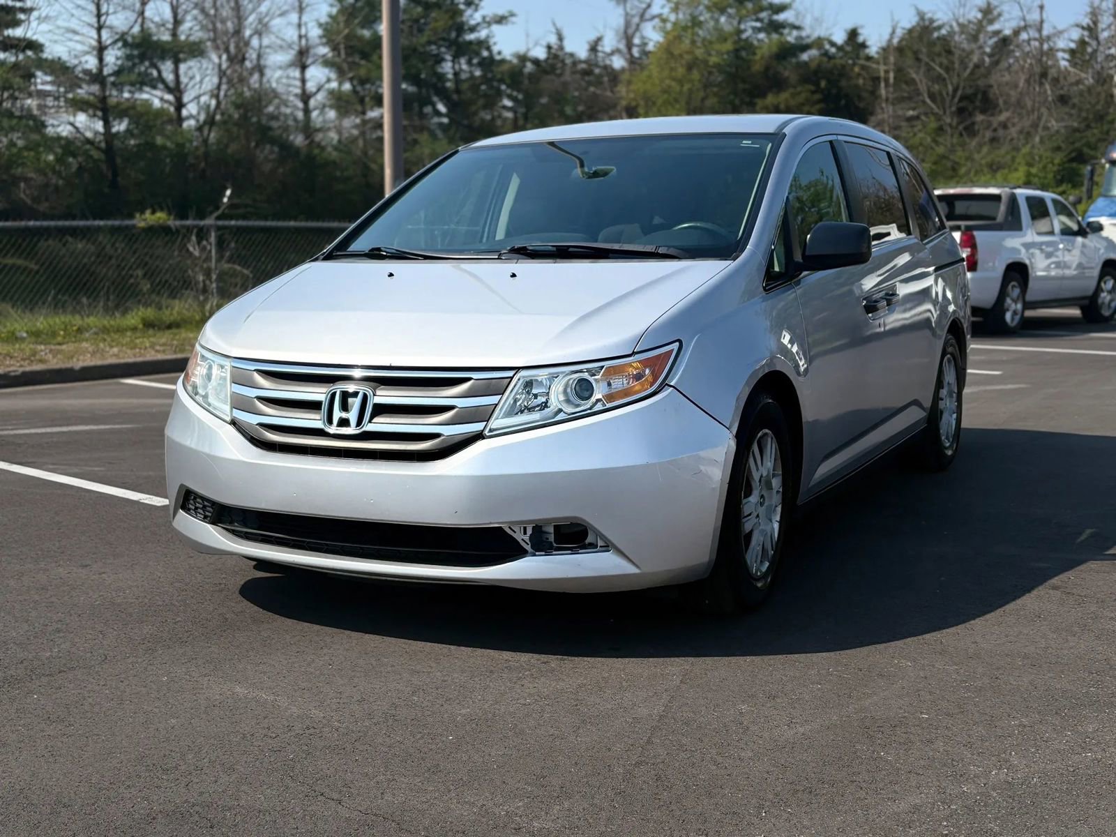 Used 2013 Honda Odyssey LX image 1