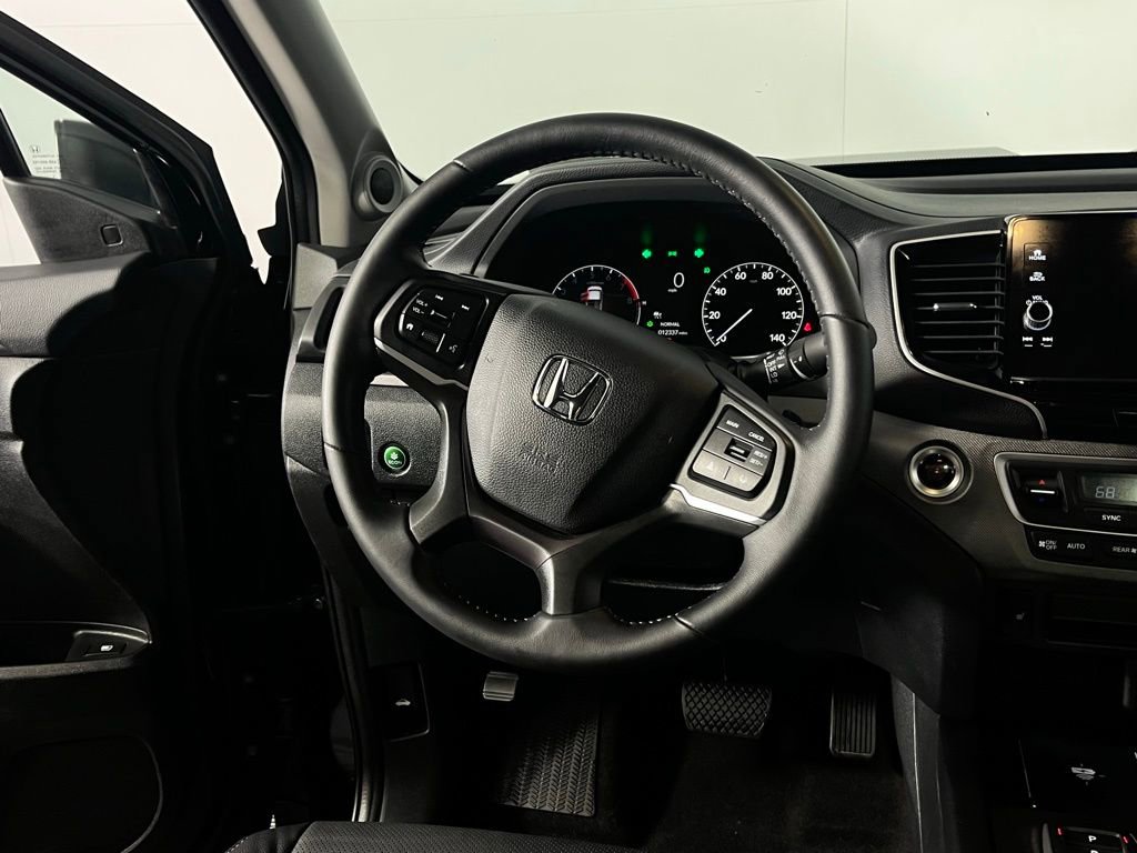 Used 2025 Honda Ridgeline RTL image 16