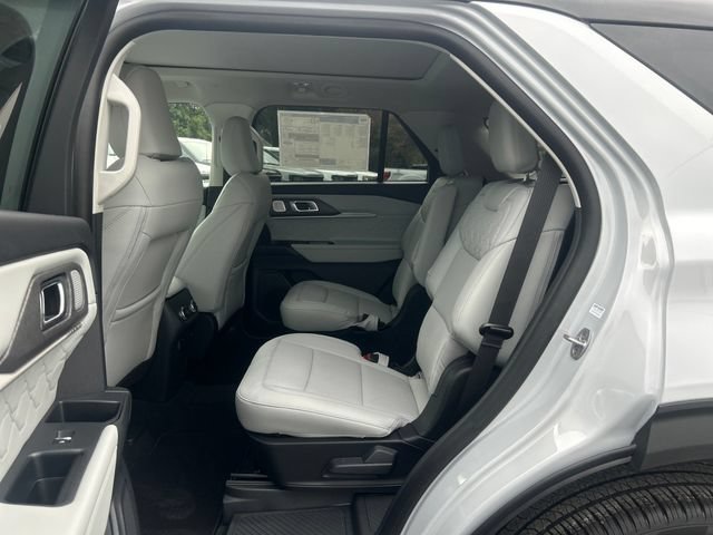 New 2026 Ford Explorer Platinum w/ LUX Leather Package AWD/4WD image 25