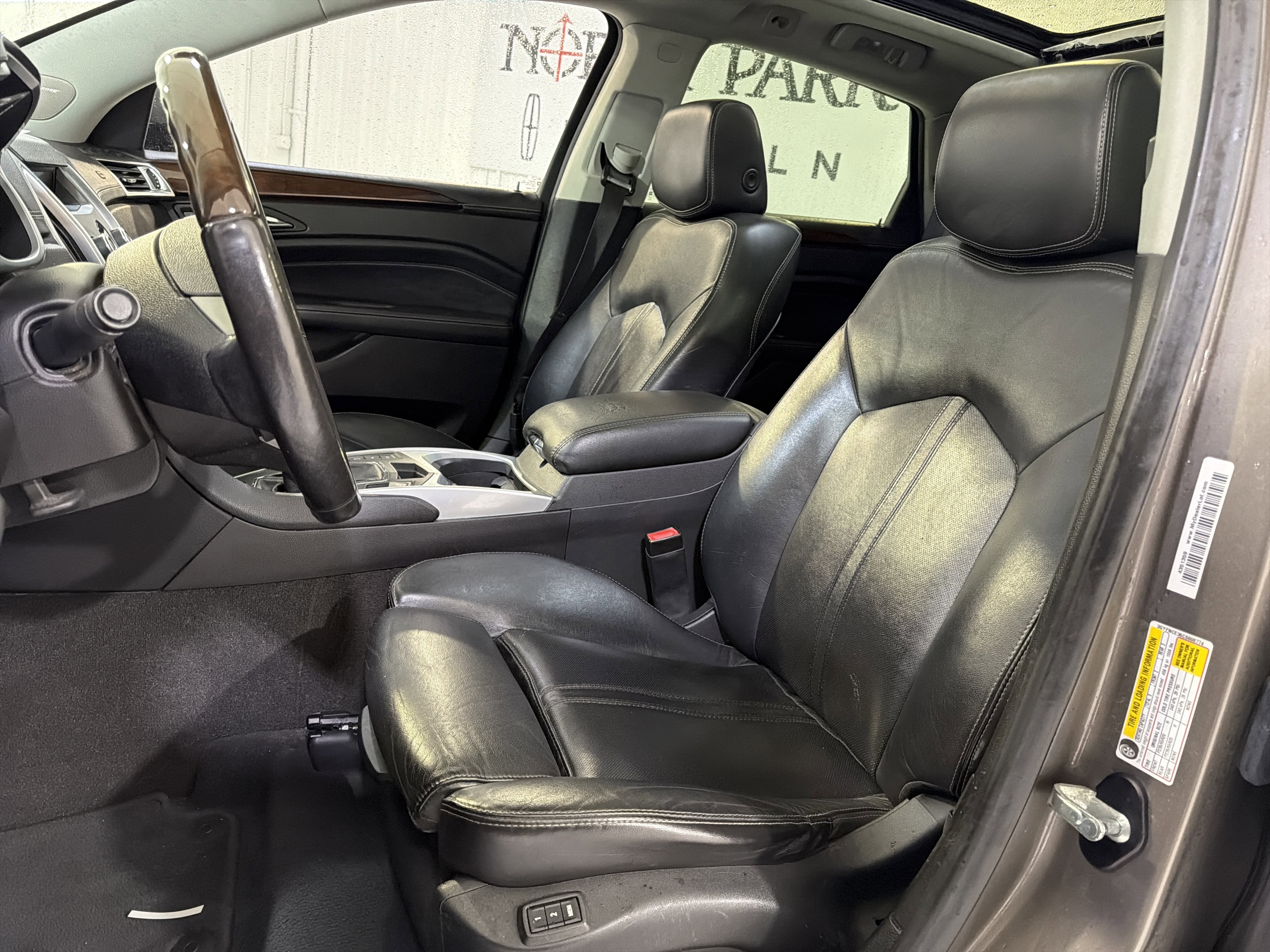 Used 2012 Cadillac SRX Premium FWD image 9