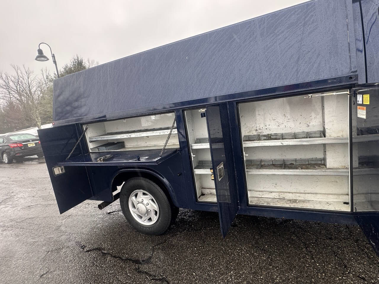 Used 2012 Ford E-350 and Econoline 350 Super Duty w/ PWR Locks & Windows Group image 6