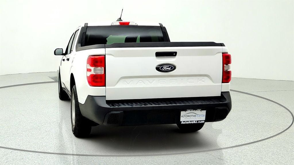 Used 2025 Ford Maverick XL FWD image 6
