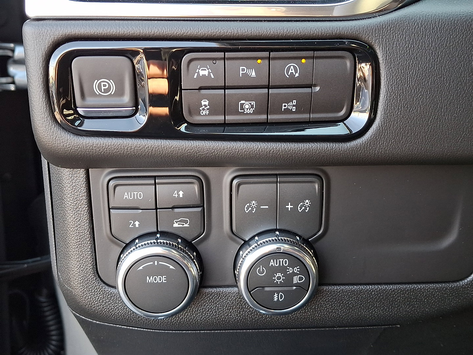 New 2026 GMC Yukon Elevation w/ LPO, Floor Liner Package image 21