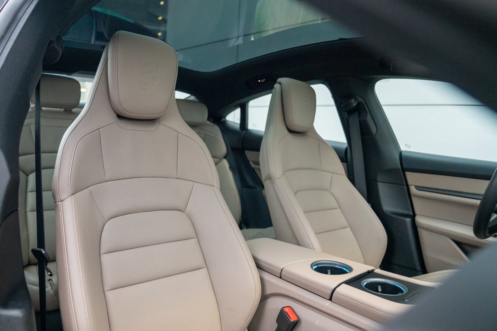 Certified 2025 Porsche Taycan image 25