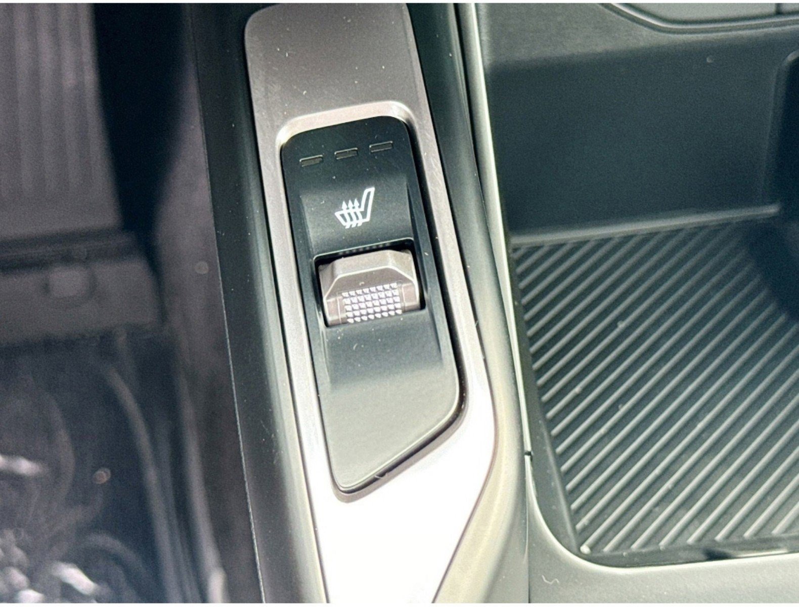 New 2025 Kia Sorento SX image 18