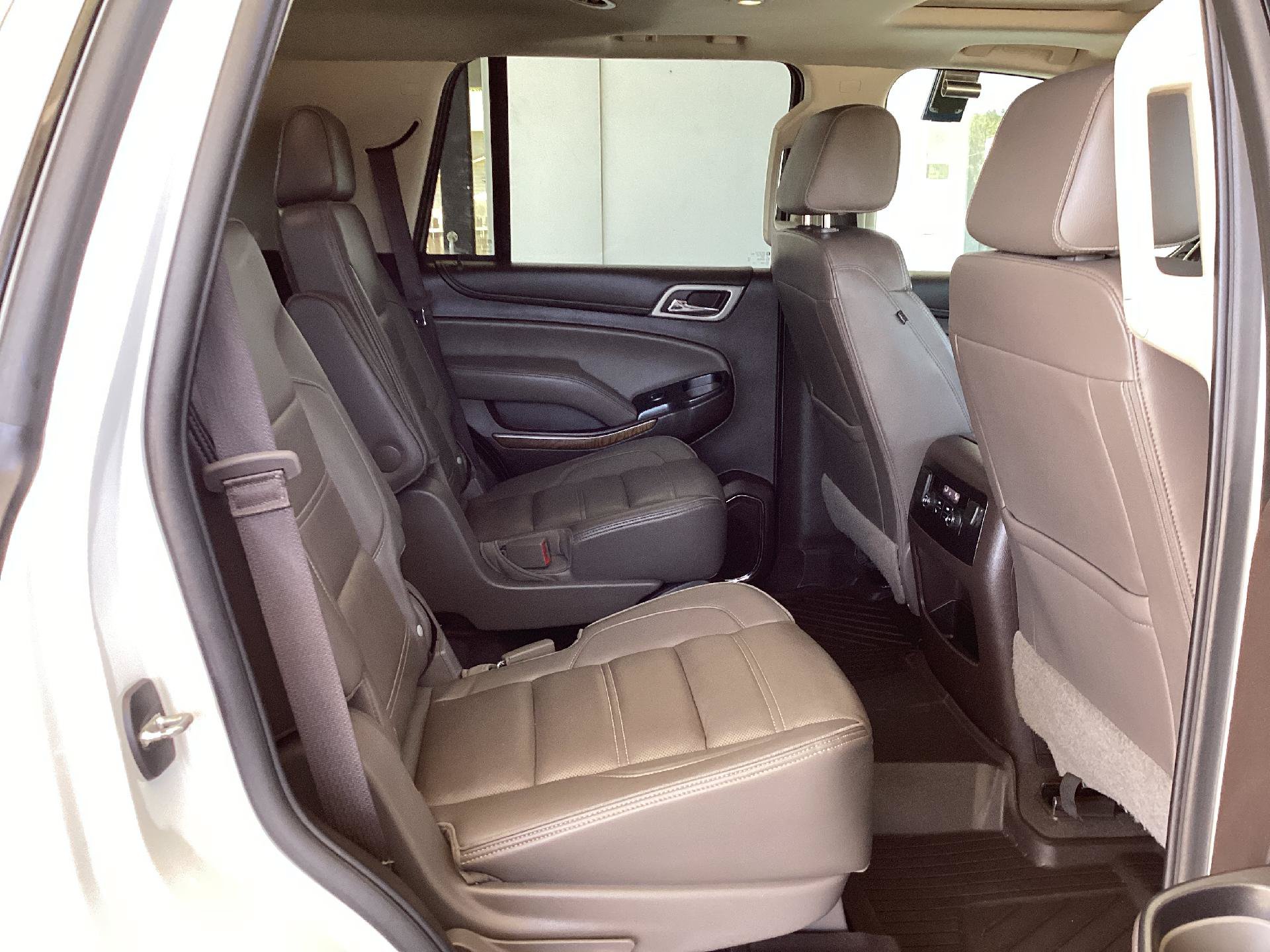 Used 2020 GMC Yukon Denali AWD/4WD image 18