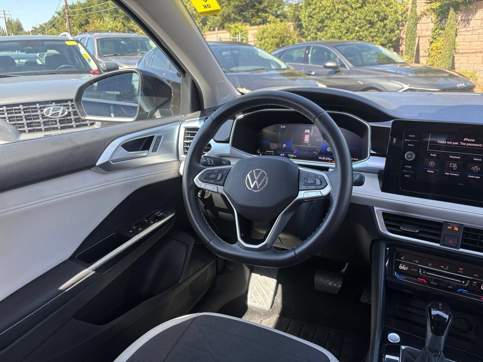 Used 2026 Volkswagen Taos SE FWD image 34