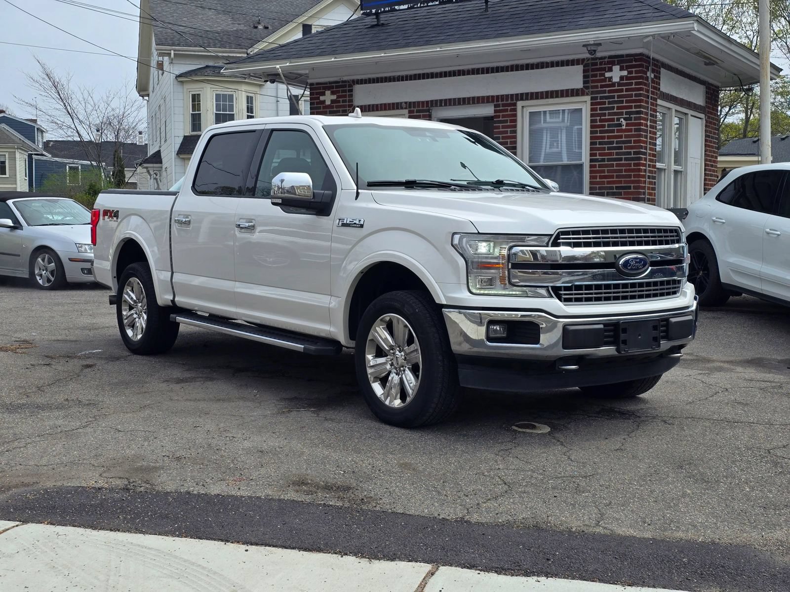 Used 2018 Ford F150 Lariat w/ Equipment Group 502A Luxury AWD/4WD image 1