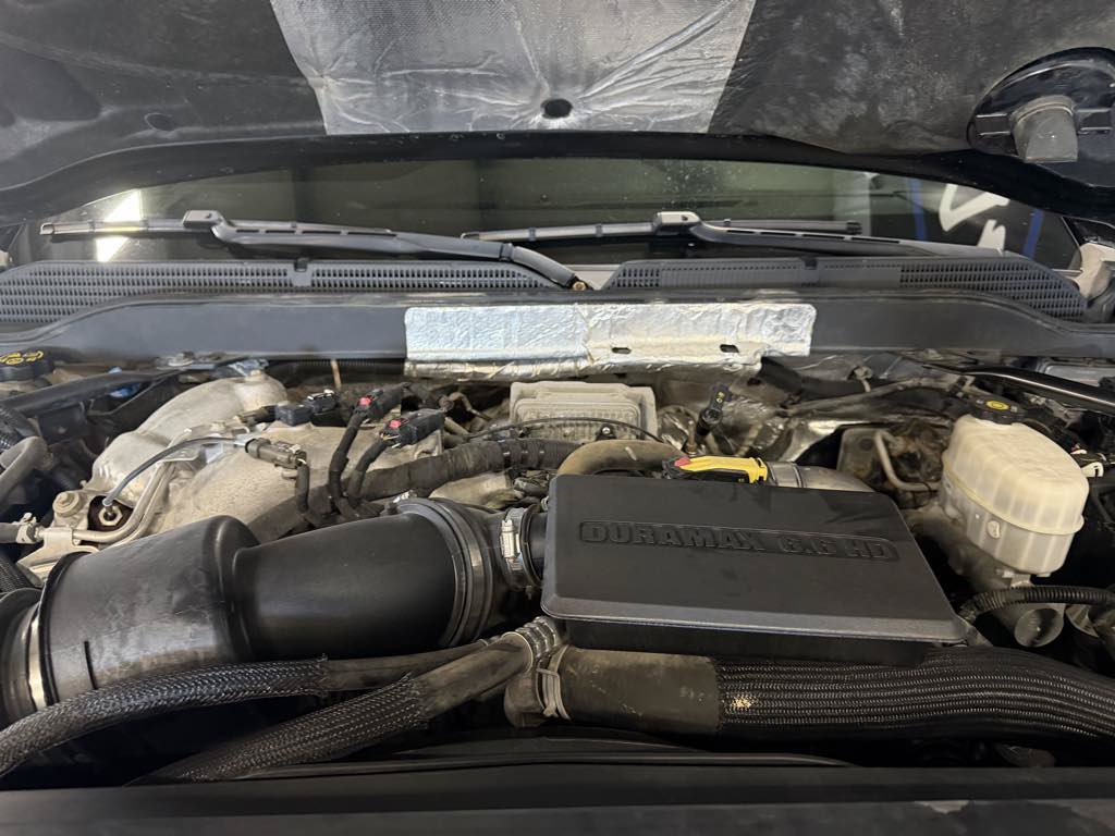 Used 2019 Chevrolet Silverado 2500 LTZ w/ Midnight Edition AWD/4WD image 9