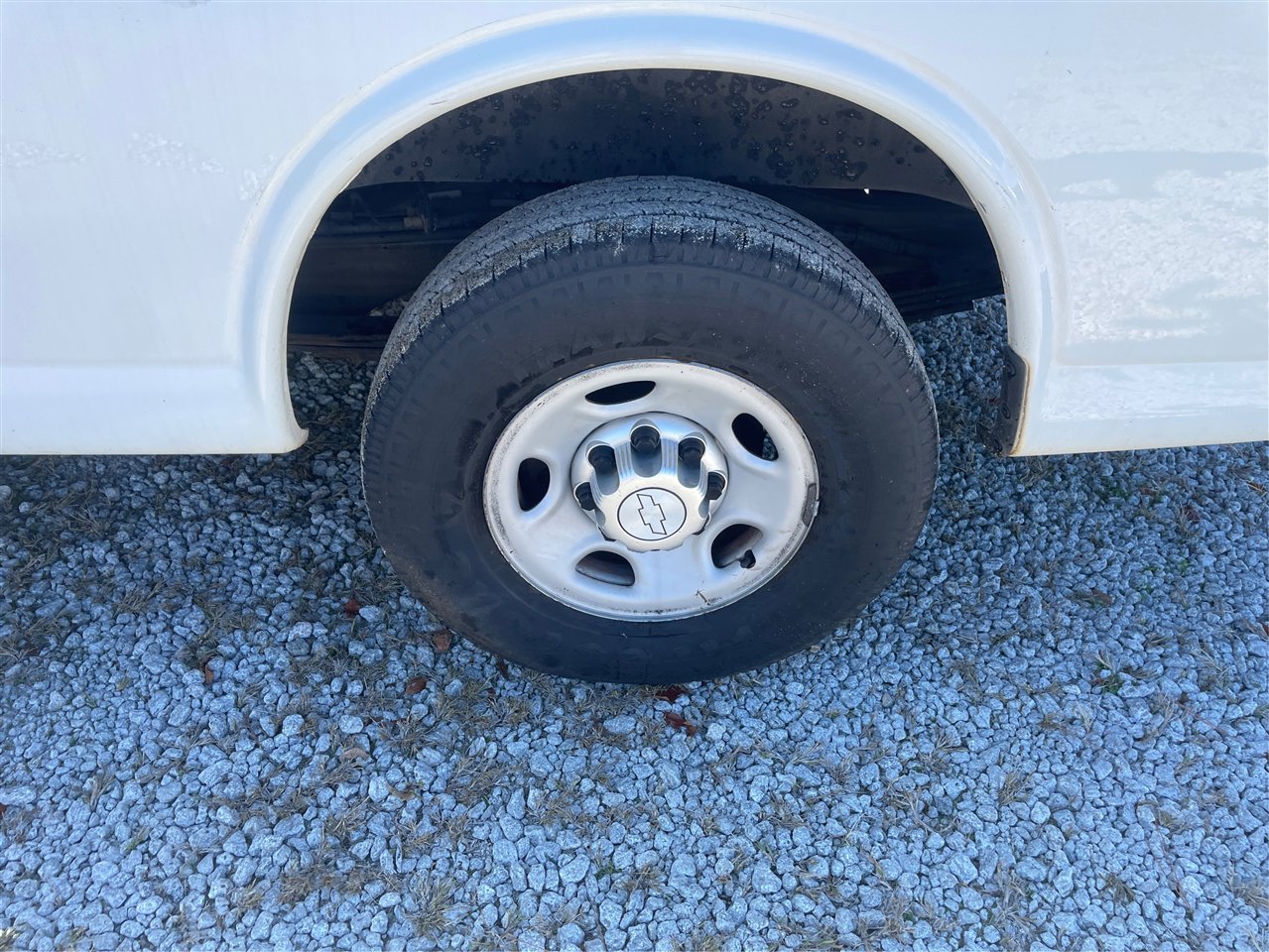 Used 2014 Chevrolet Express 2500 2500 Cargo image 34