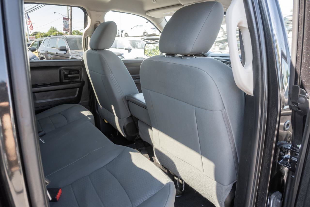 Used 2017 RAM 1500 Express AWD/4WD image 27