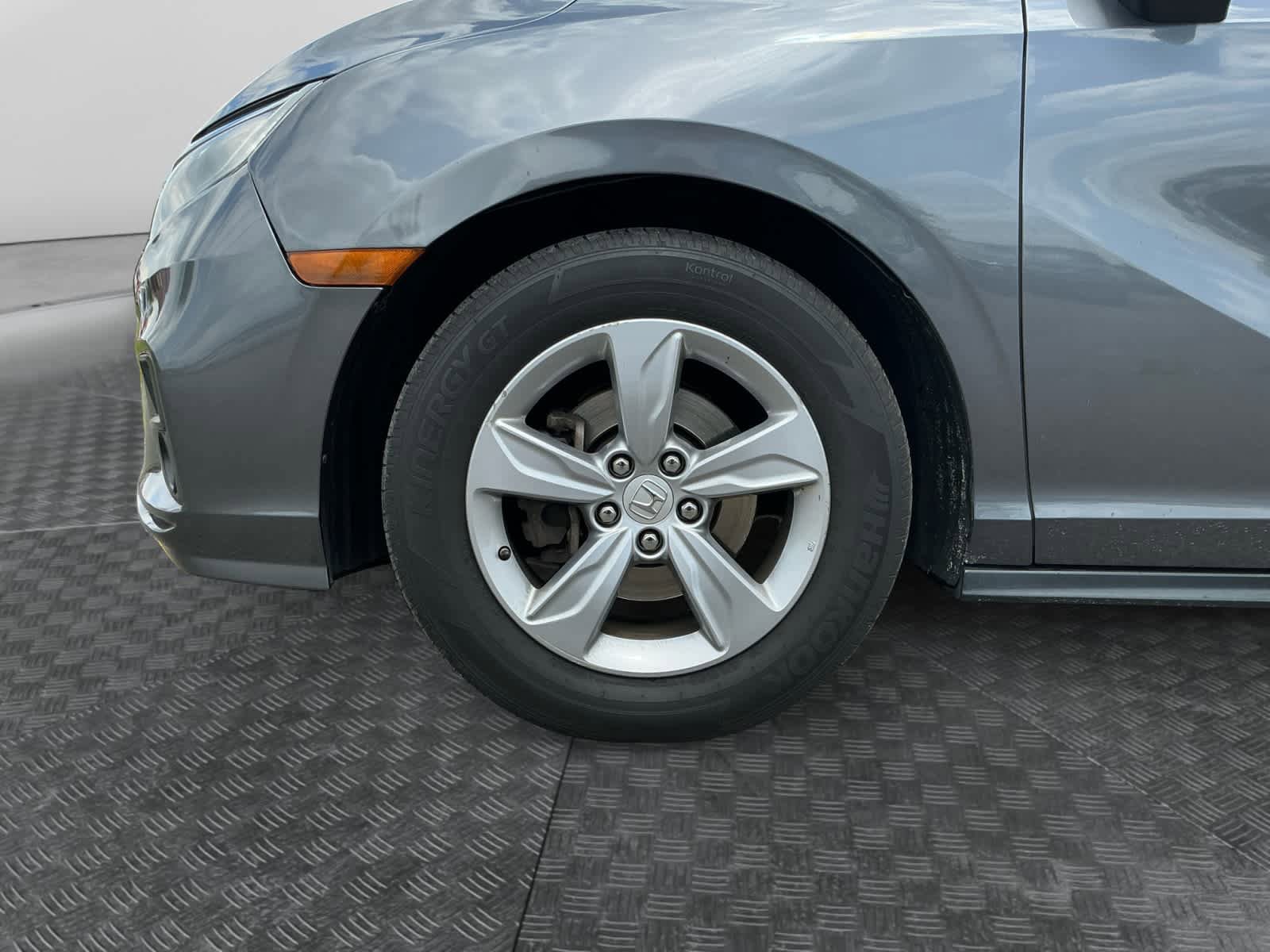Used 2018 Honda Odyssey EX-L image 13