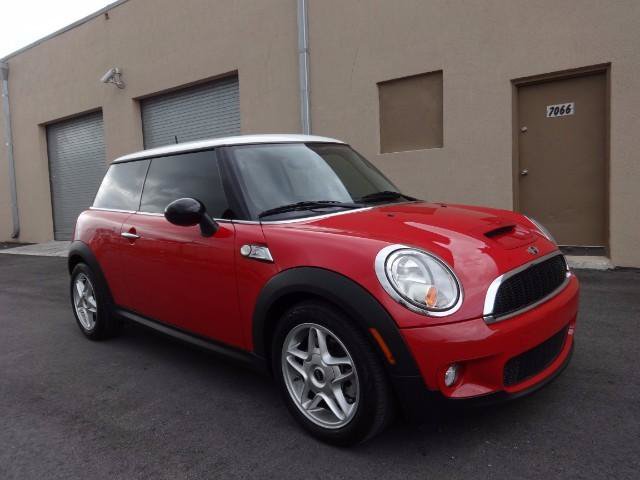 Used 2010 MINI Cooper S FWD image 9