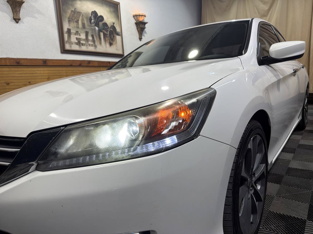 Used 2015 Honda Accord Sport image 8