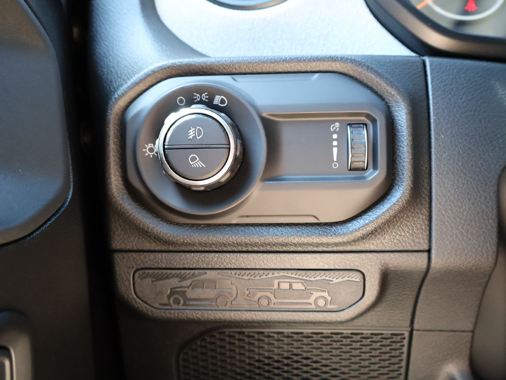 New 2026 Jeep Gladiator Sport AWD/4WD image 30