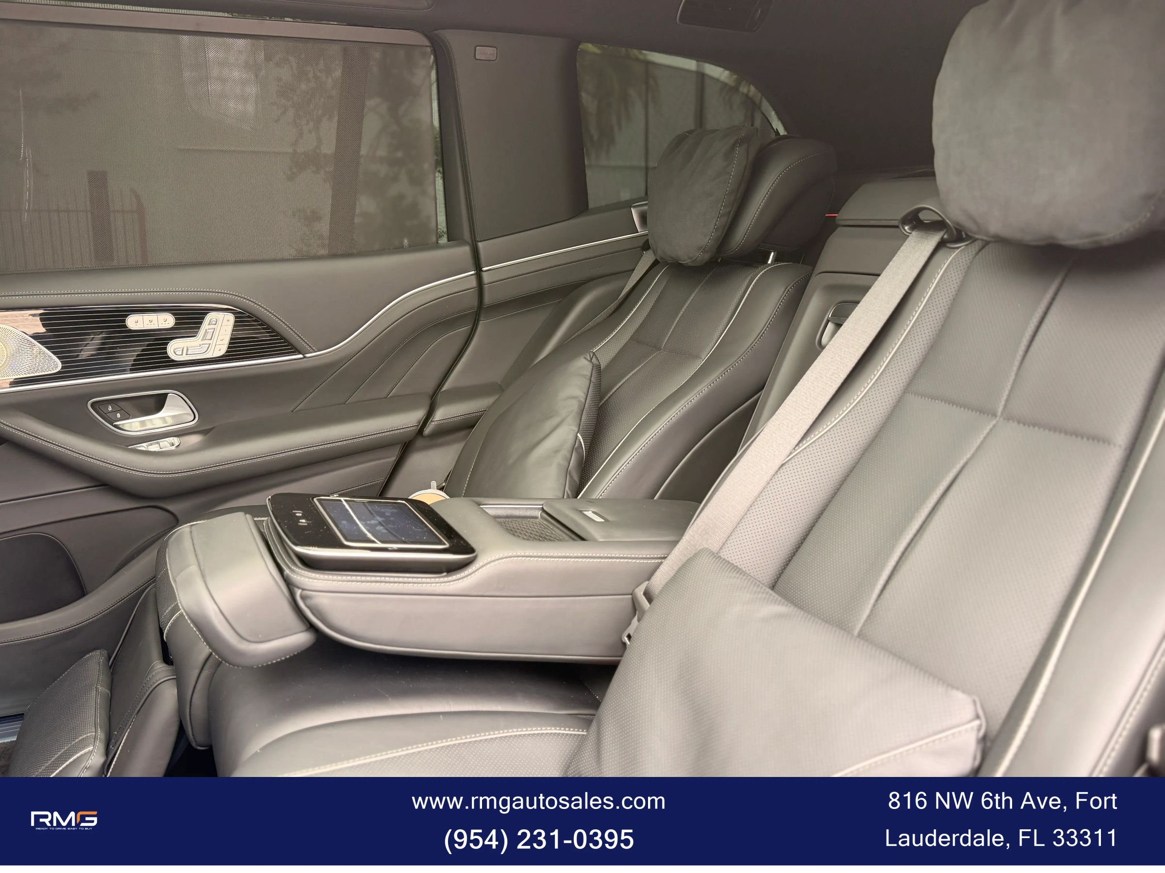 Used 2022 Mercedes-Benz Maybach GLS 600 4MATIC image 13