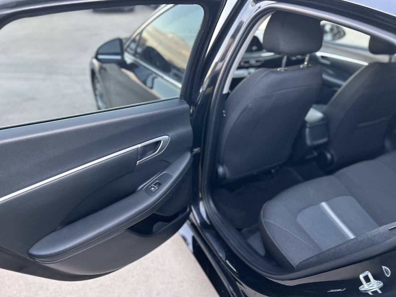 Used 2025 Kia Seltos EX FWD image 34