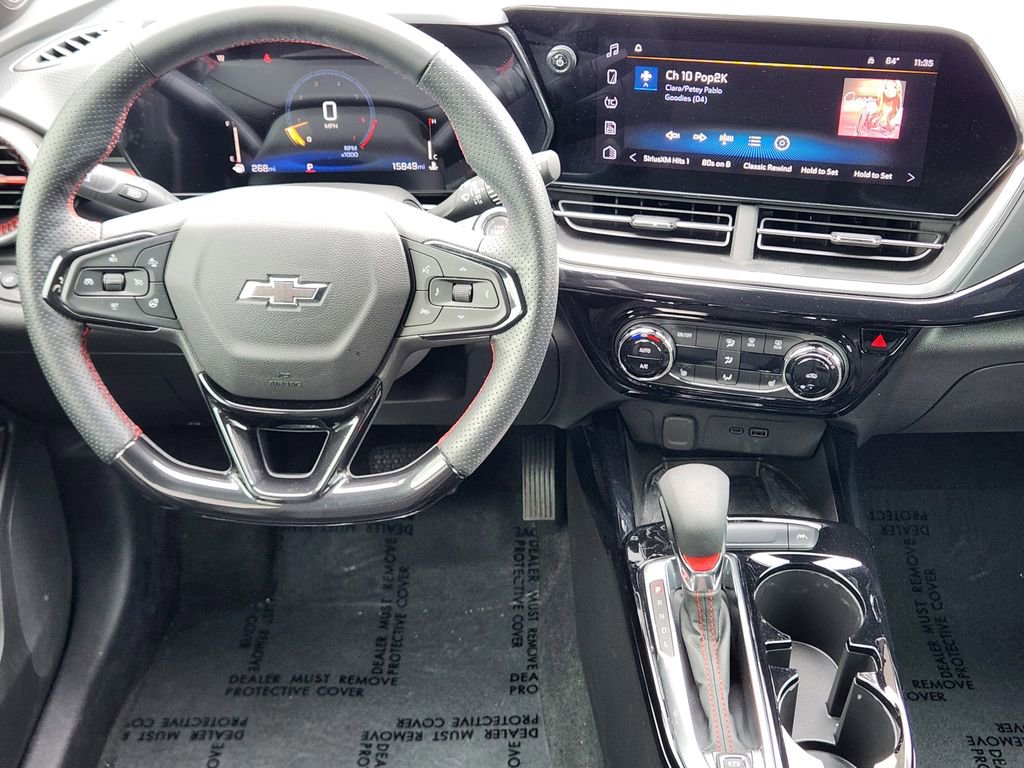 Certified 2025 Chevrolet Trax RS w/ Sunroof Package FWD image 28