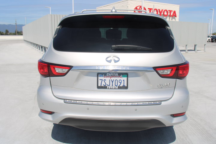 Used 2016 INFINITI QX60 Luxe w/ Premium Plus Package AWD/4WD image 4