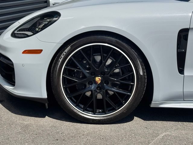 Certified 2023 Porsche Panamera 4 Platinum Edition AWD/4WD image 11