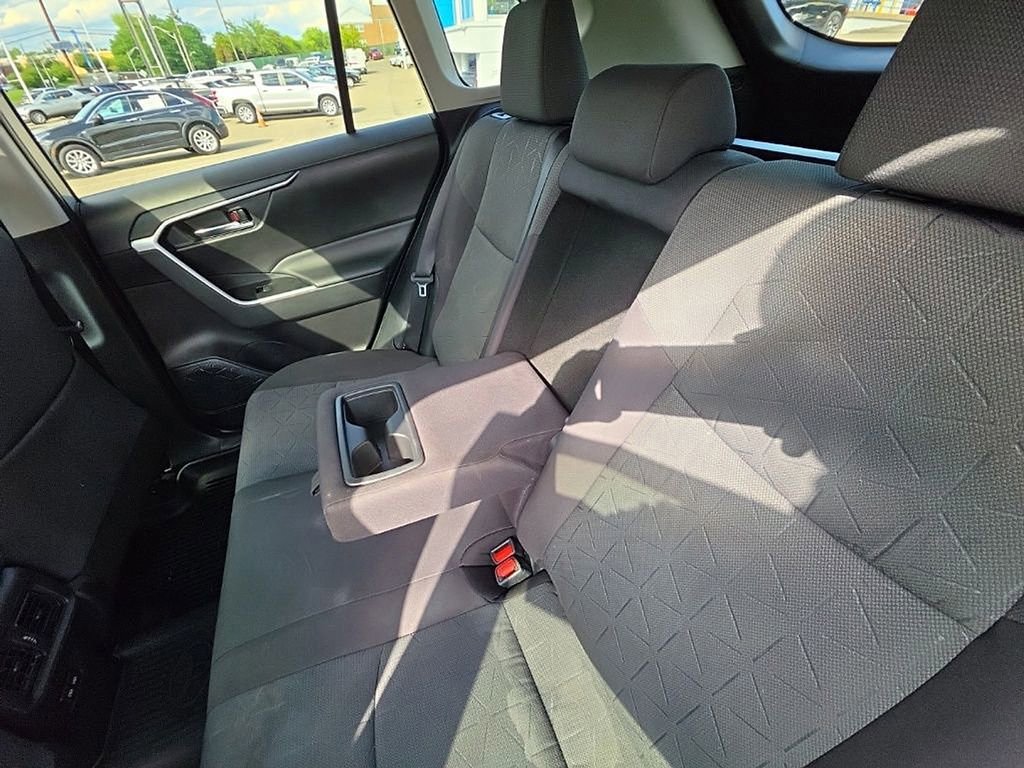 Used 2022 Toyota RAV4 XLE w/ Convenience Package AWD/4WD image 26