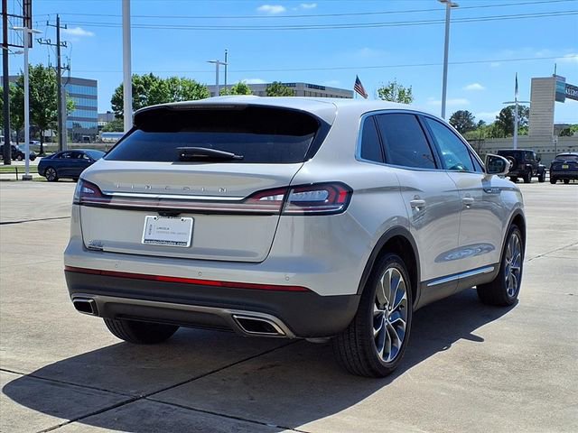 Certified 2023 Lincoln Nautilus Reserve w/ Luxury Package image 2