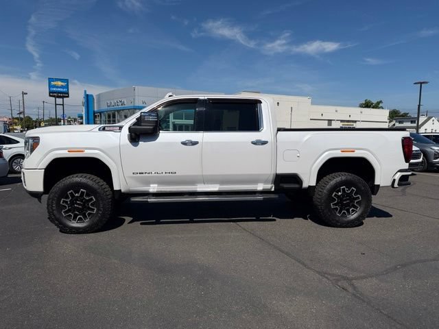 Used 2022 GMC Sierra 3500 Denali AWD/4WD image 4