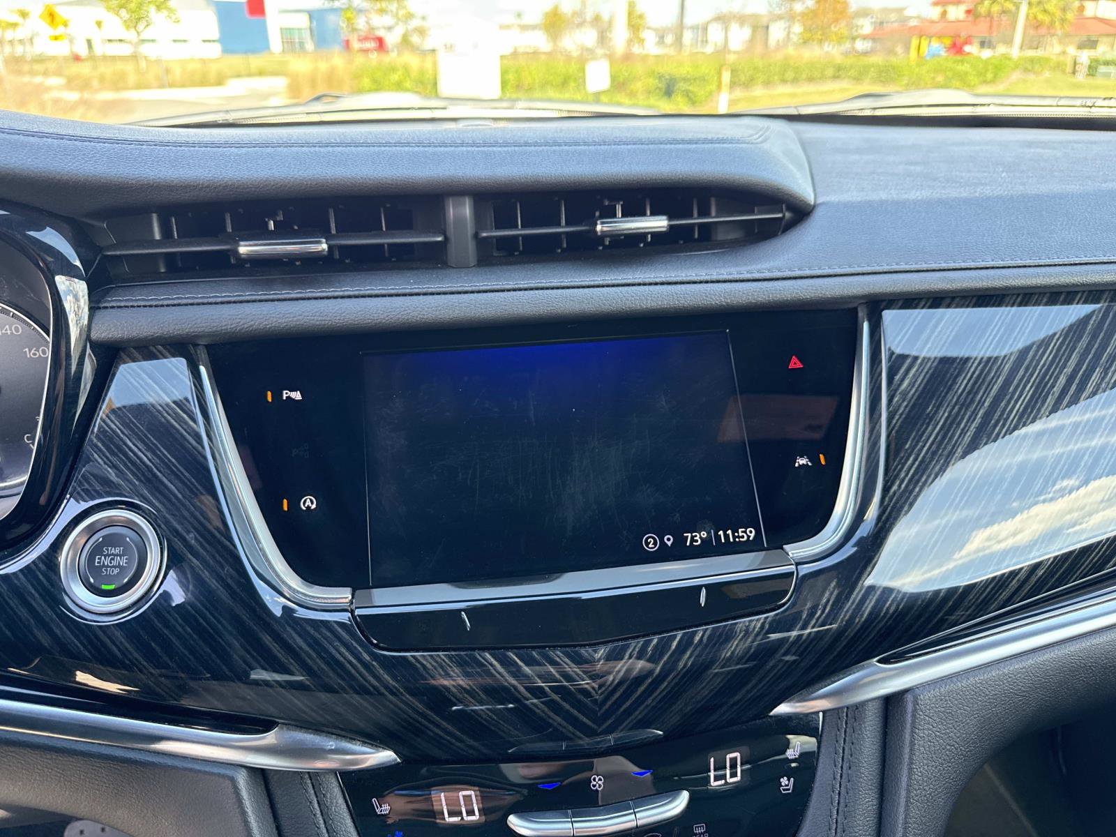 Used 2025 Cadillac XT6 Premium Luxury image 26