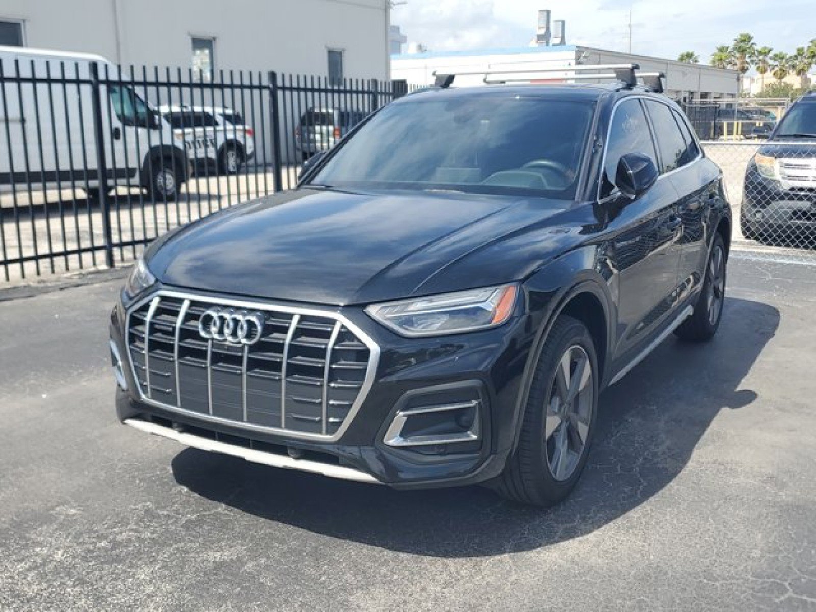 Used 2022 Audi Q5 2.0T Premium Plus image 3