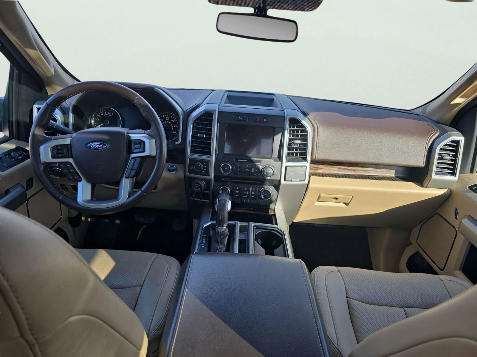 Used 2018 Ford F150 Lariat image 13