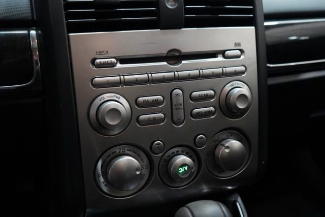 Used 2009 Mitsubishi Galant ES image 25