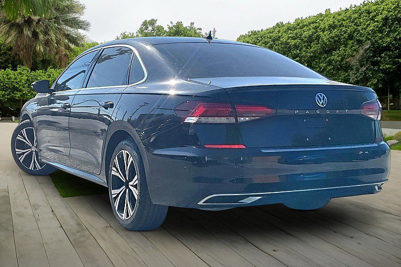 Used 2022 Volkswagen Passat 2.0T SE image 12