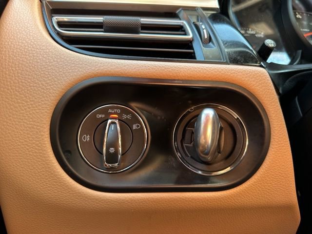 Used 2019 Porsche Macan image 27