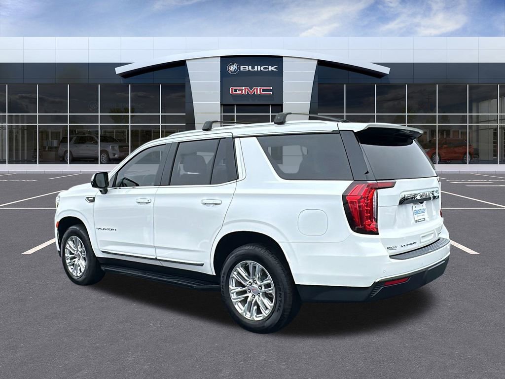 Used 2021 GMC Yukon SLT w/ SLT Luxury Plus Package image 3