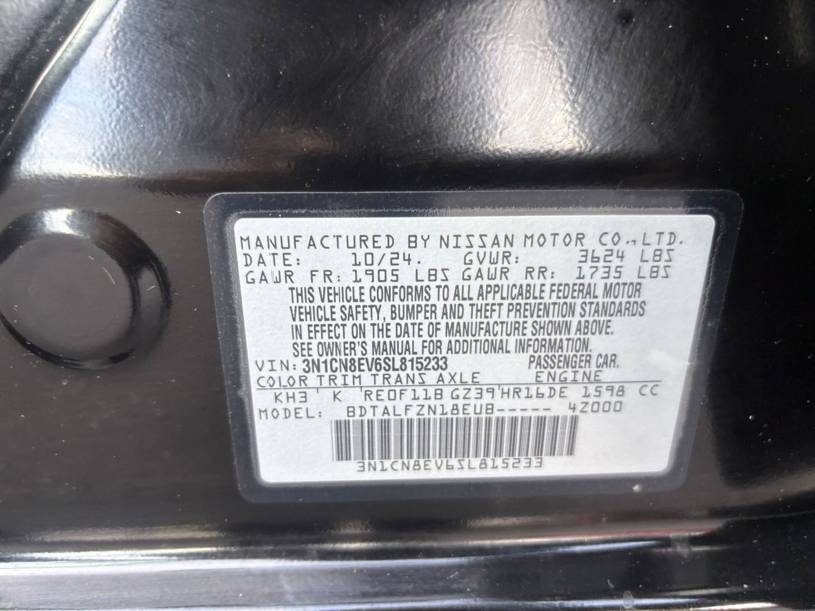 Used 2025 Nissan Versa SV image 27