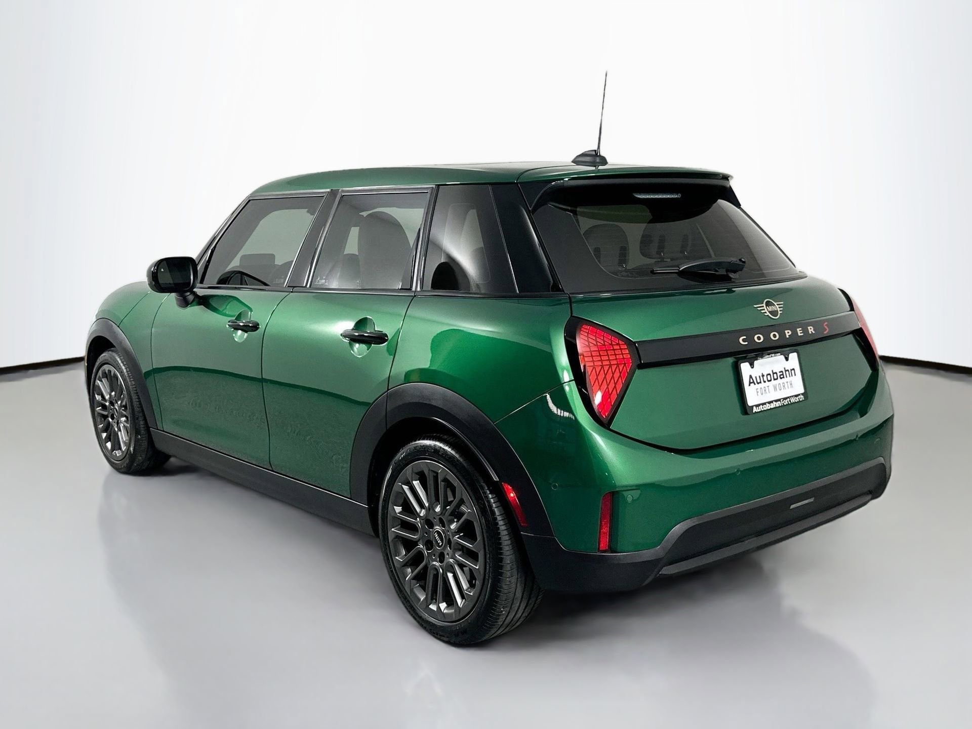Used 2025 MINI Cooper S image 7