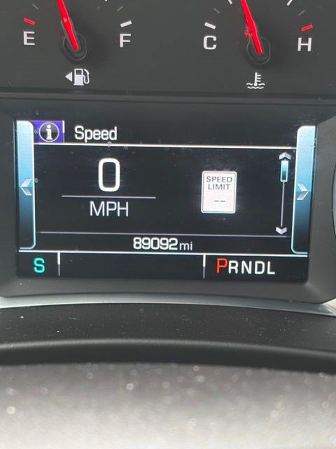 Used 2018 Chevrolet Equinox Premier AWD/4WD image 3
