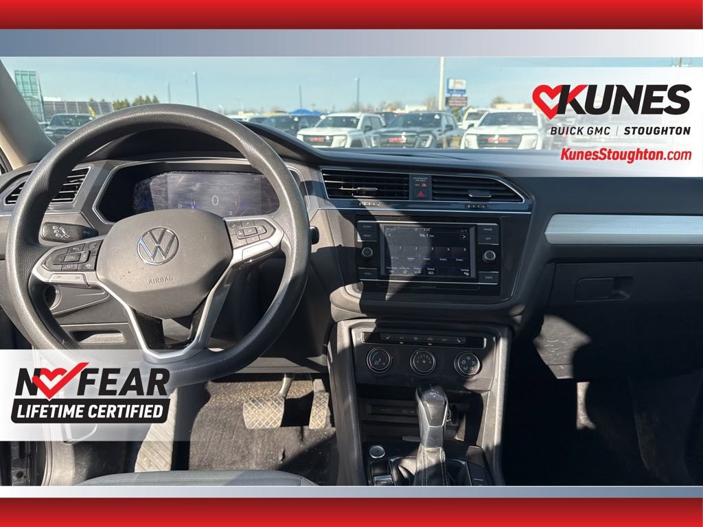 Used 2022 Volkswagen Tiguan S image 38
