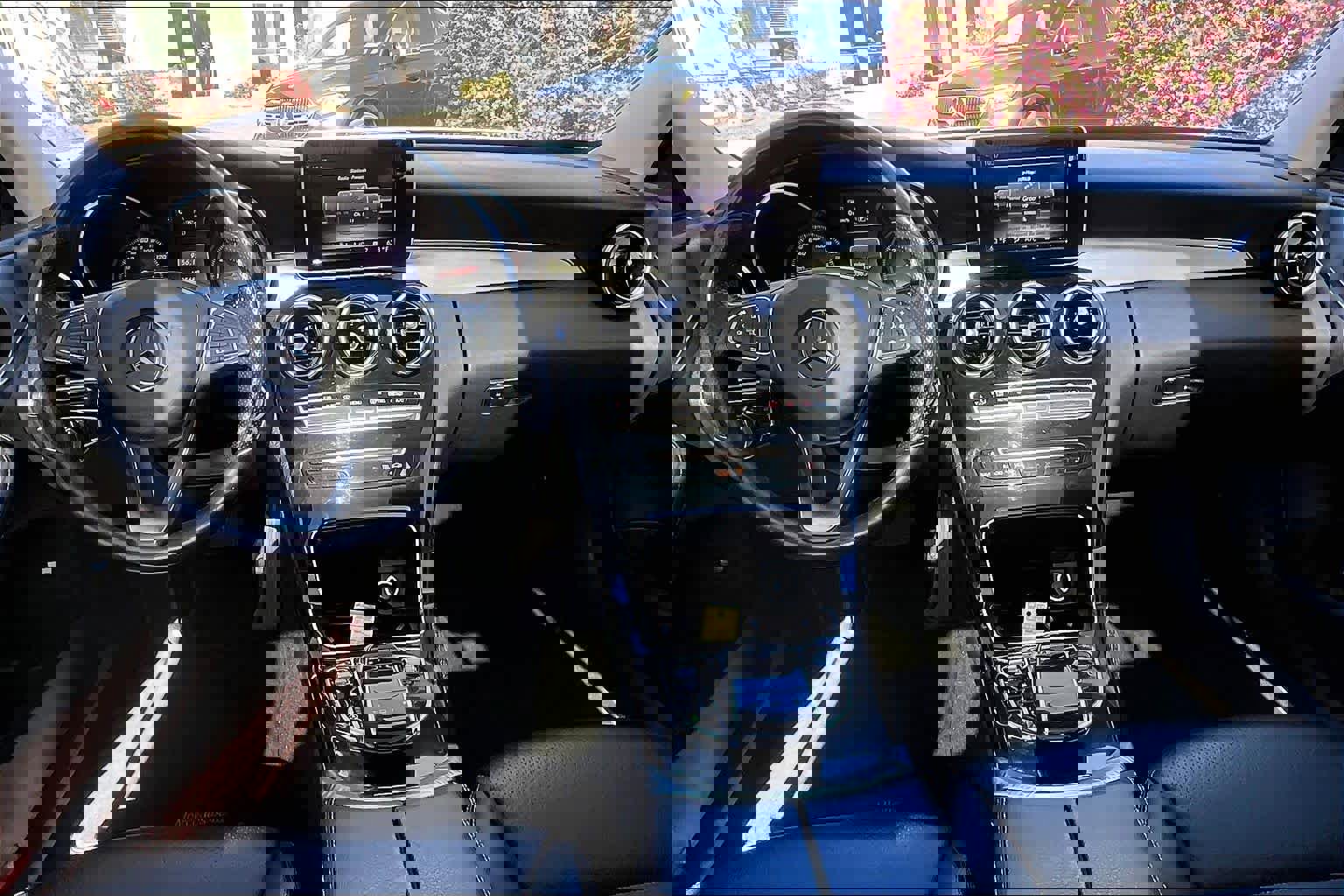 Used 2015 Mercedes-Benz C 300 4MATIC Sedan image 15