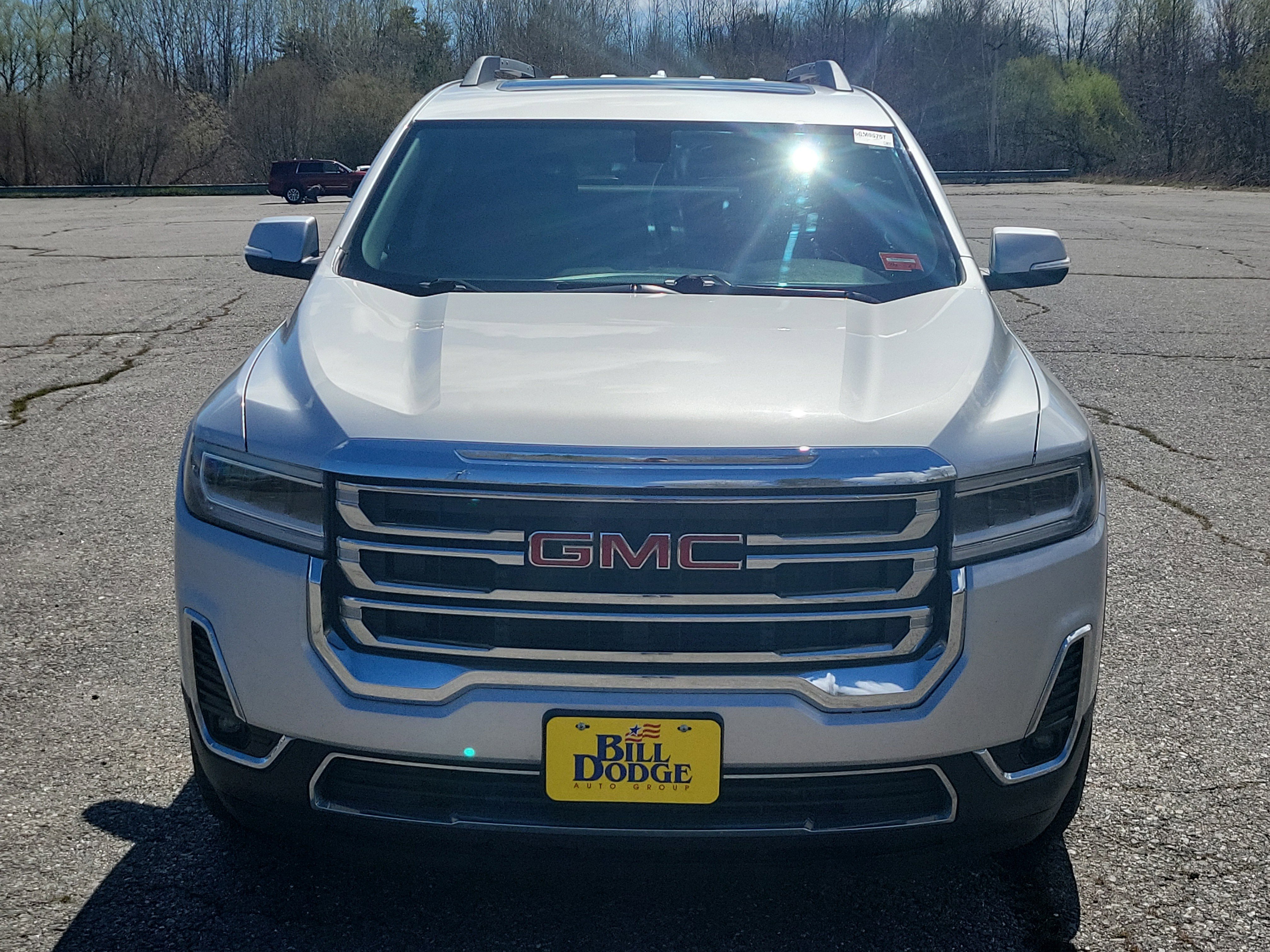 Used 2020 GMC Acadia SLT w/ Trailering Package AWD/4WD image 2