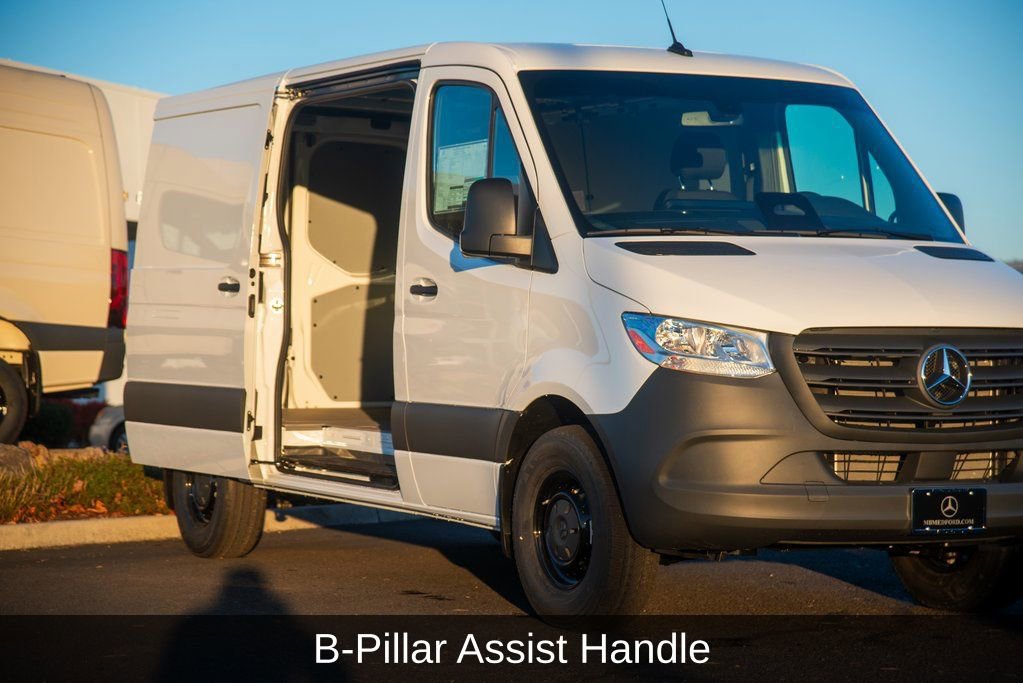 Used 2025 Mercedes-Benz Sprinter 2500 image 9