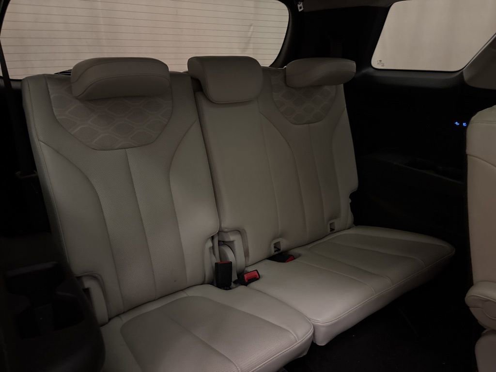 Used 2020 Hyundai Palisade Limited image 25