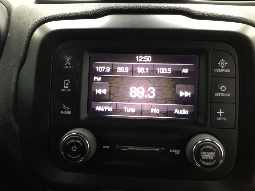 Used 2020 Jeep Renegade Sport w/ Sport Appearance Group image 24