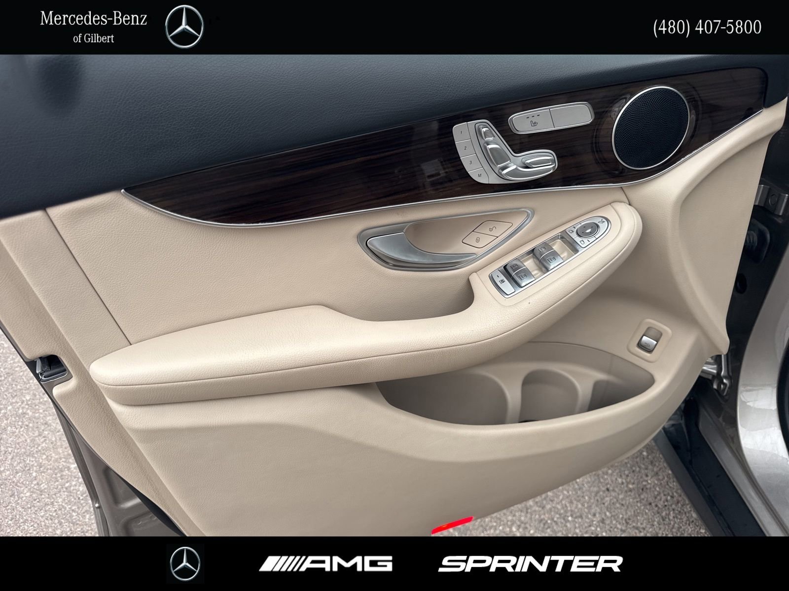 Used 2021 Mercedes-Benz GLC 300 image 11